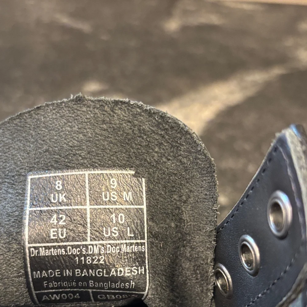 Dr. Martens 1460 Black Boots – Men’s Size 9 / Women’s Size 10 – Unisex NEW
